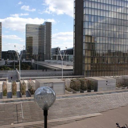 Seine Front Room / Lib. F.Mitterrand Париж Екстериор снимка