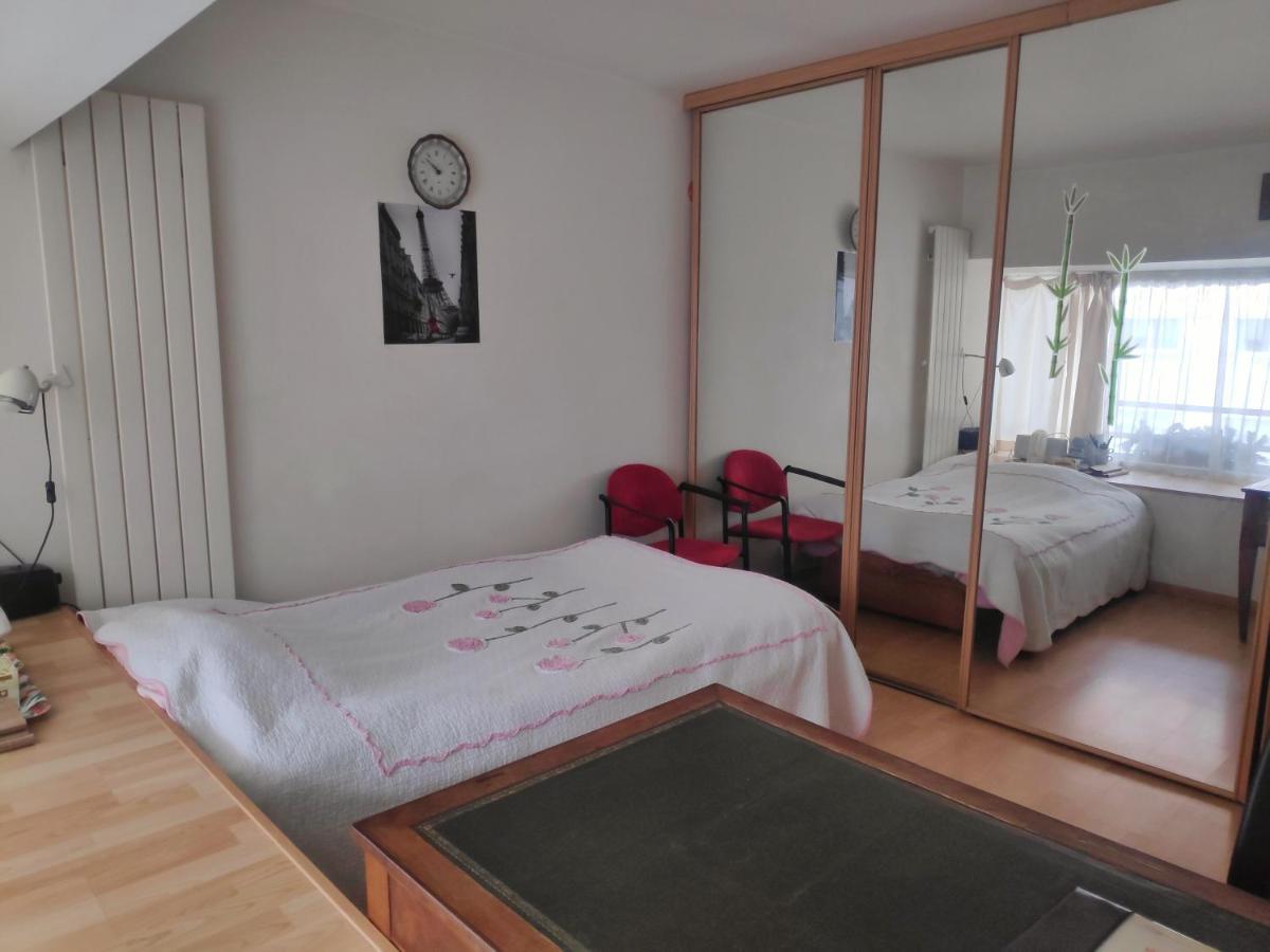 Seine Front Room / Lib. F.Mitterrand Париж Екстериор снимка